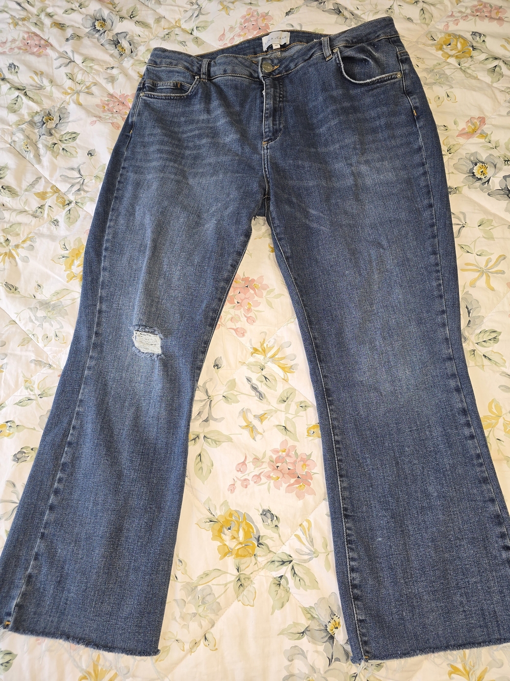 Women's Midwash Boot Cut Jeans with Subtle Distressing
